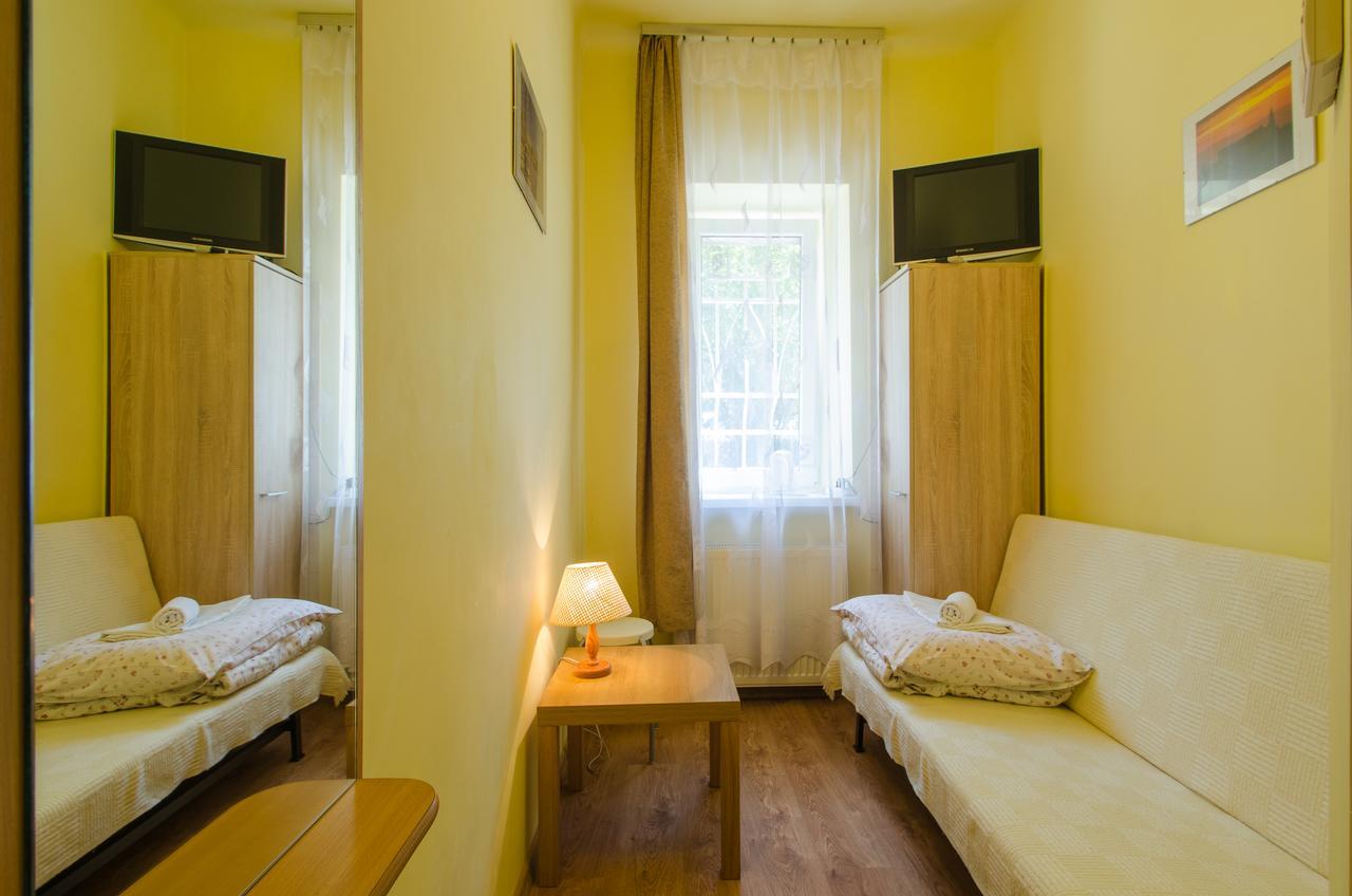 Aparthostel Fryderyk Krakow Ngoại thất bức ảnh